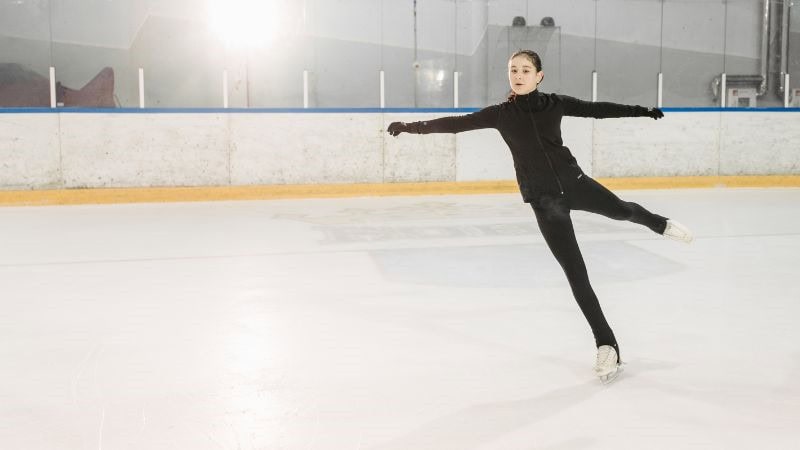 what socks to wear ice skating