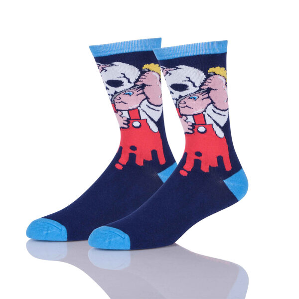 Chaussettes Sinoknit Cool Navy avec orteils bleu clair, motif dessin animé d'ours en salopette rouge. Cadeau élégant et amusant !