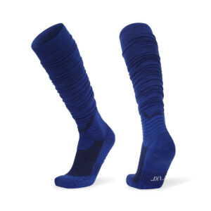 Sinoknit Softballsocken: Blaue, gerippte, kniehohe Socken nach Maß. Stilvoll für den Alltag oder als Softball-Accessoire. Großpackungen erhältlich.