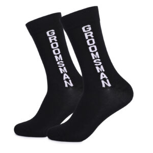 Chaussettes de mariage Sinoknit Groomsmen pour hommes avec « GROOMSMAN » en blanc sur le côté.