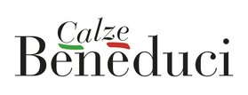 Logotipo "Calze Beneduci" de reconocidos fabricantes de calcetines, con pequeños detalles en rojo y verde sobre las letras.