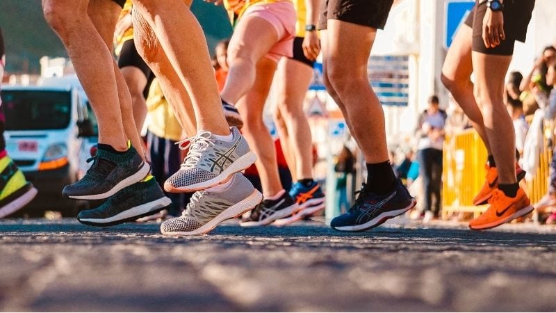 High-performance sneakers for runners and athletes at Deepblue. Perfect for training, marathons, and outdoor sports with advanced comfort and durability.